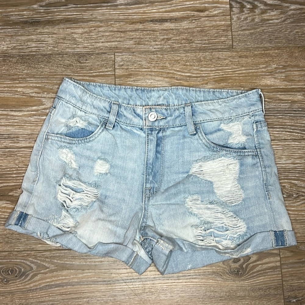 NEW H&M Regular Waist Taille Standard Shorts US 6